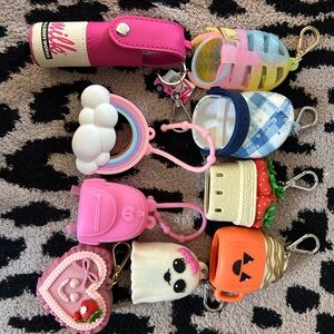 Hand sanitizer holders lot